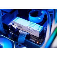 Kingston FURY Beast KF564C32BWA-32 32GB (1x32GB) RGB White System Memory, 6400MT/s, DDR5, CL32, DIMM, AMD EXPO Certified Kingston FURY Beast KF564C32BWA-32 32GB (1x32GB) RGB White System Memory, 6400MT/s, DDR5, CL32, DIMM, AMD EXPO Certified